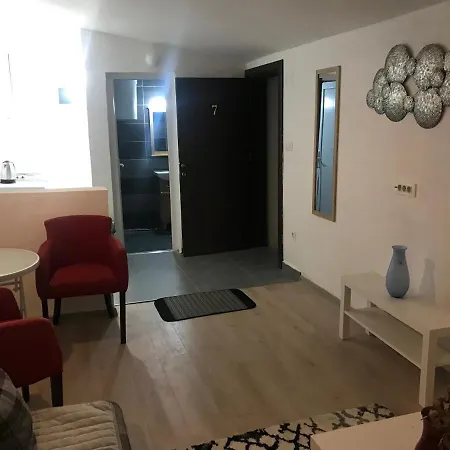 Konukevi Oldtown Podgoriçe