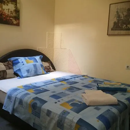 Πανσιόν Oldtown 3*